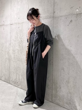 「URBAN RESEARCH Sonny Label（アーバンリサーチサニーレーベル）のアイテム（オールインワン・サロペット）」を使った、香織さん（レディース・154cm）の秋コーディネート