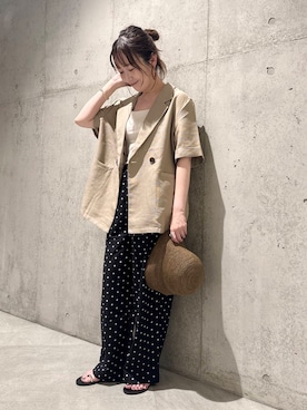 「URBAN RESEARCH Sonny Label（アーバンリサーチサニーレーベル）のアイテム（パンツ）」を使った、香織さん（レディース・154cm）の夏コーディネート