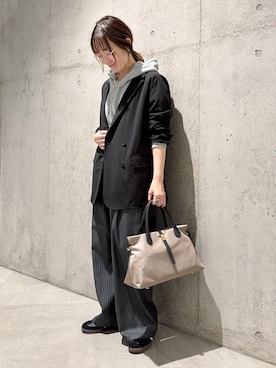 「アイテム（その他アウター）」を使った、香織さん（レディース・154cm）の秋コーディネート