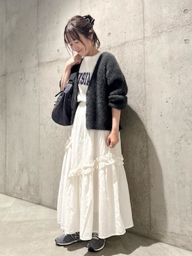 「アイテム（スカート）」を使った、香織さん（レディース・154cm）の秋コーディネート