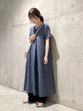 「アイテム（財布）」を使った、香織さん（レディース・154cm）の夏コーディネート