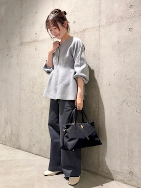 「アイテム（スリッポン）」を使った、香織さん（レディース・154cm）の秋コーディネート