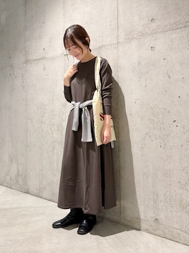 「URBAN RESEARCH Sonny Label（アーバンリサーチサニーレーベル）のアイテム（ワンピース/ドレス）」を使った、香織さん（レディース・154cm）の秋コーディネート