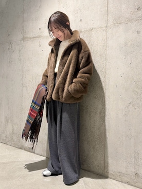 「URBAN RESEARCH Sonny Label（アーバンリサーチサニーレーベル）のアイテム（パンツ）」を使った、香織さん（レディース・154cm）の冬コーディネート