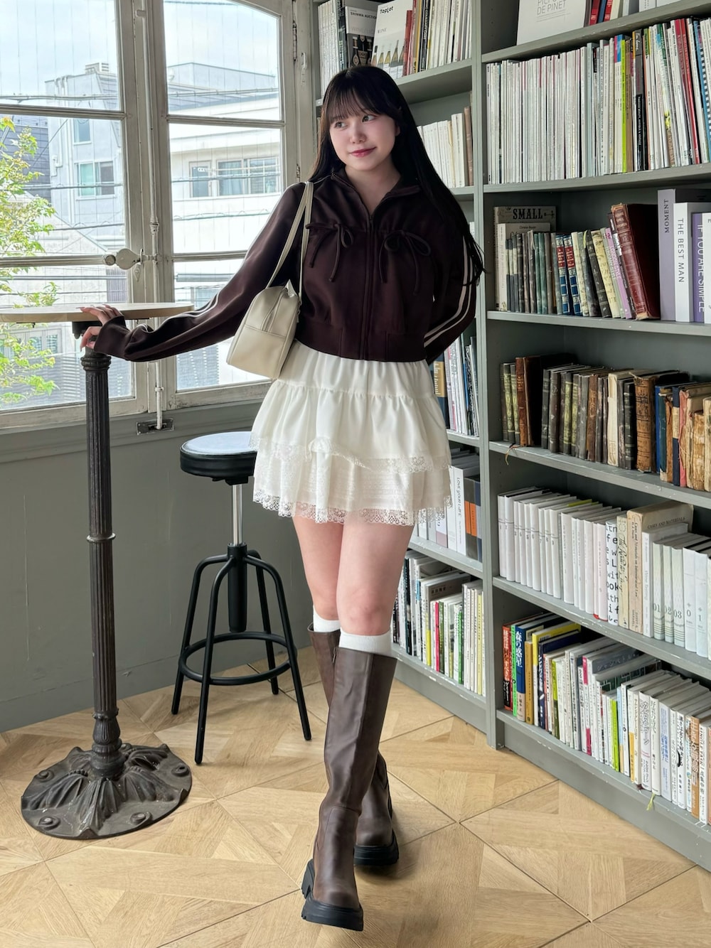 エミリーテンプルキュート 水色 フレアスカート ひざ丈 レース ミモレ