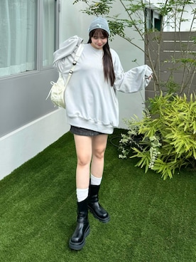 「アイテム（スウェット）」を使った、Shionさん（レディース・159cm）の夏コーディネート
