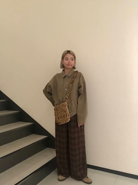 「アイテム（カバーオール）」を使った、とみーさん（レディース・157cm）の秋コーディネート