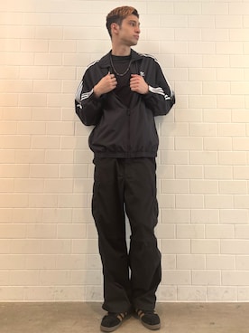 「アイテム（ナイロンジャケット）」を使った、JNさん（メンズ・195cm）の秋コーディネート