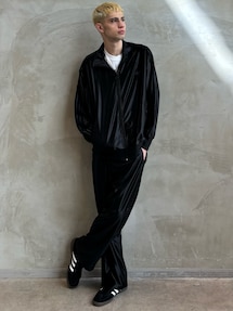 [shen]adidas ix6725 Q3 オーバーサイズトラックトップ shen]adidas ix6725 Q3 オーバーサイズトラックトップ