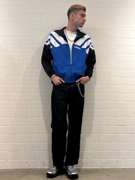 「アイテム（シューズ）」を使った、JNさん（メンズ・195cm）の秋コーディネート