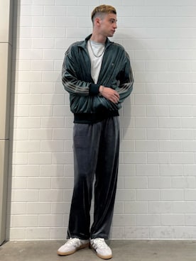 「アイテム（シューズ）」を使った、JNさん（メンズ・195cm）の秋コーディネート