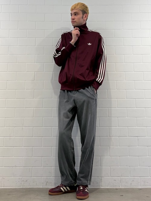 adidas（アディダス） ジーンズ adidasアディカラー ルーズ トラック