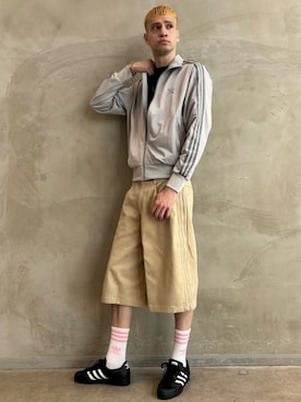 「アイテム（トップス）」を使った、JNさん（メンズ・195cm）の夏コーディネート