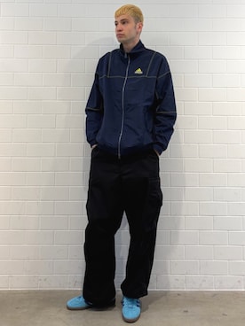 「adidas（アディダス）のエキップメント トラックトップ（トップス、ブルー系）」を使った、JNさん（メンズ・195cm）の春コーディネート