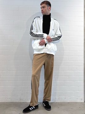 「アイテム（シューズ）」を使った、JNさん（メンズ・195cm）の秋コーディネート