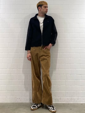 「adidas originals」｜「アイテム（ジャケット/アウター）」を使った、JNさん（メンズ・195cm）の秋コーディネート