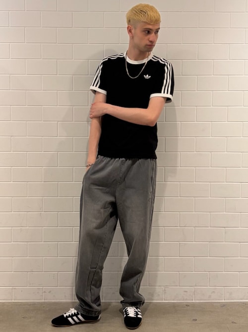 adidasアディカラー ルーズ トラックパンツ デニム ストーン