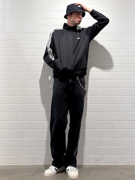 「adidas（アディダス）のアイテム（帽子）」を使った、JNさん（メンズ・195cm）の秋コーディネート