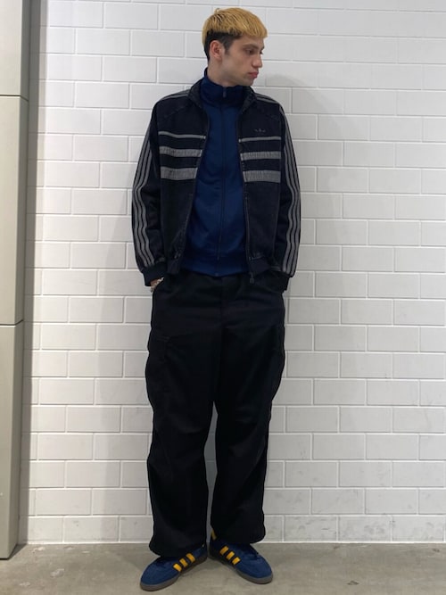 adidas アディカラー ファースト ブラックデニム トラックトップ