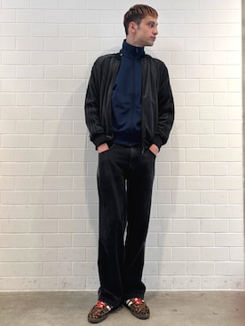 「アイテム（ジャージ）」を使った、JNさん（メンズ・195cm）の秋コーディネート