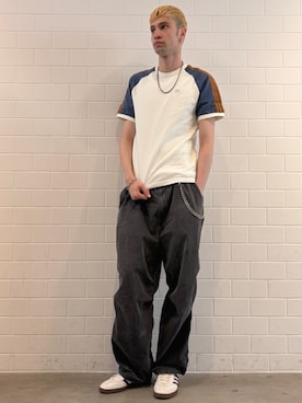 「adidas（アディダス）のハンドボール スペツィアル / Handball Spezial（シューズ、ホワイト系）」を使った、JNさん（メンズ・195cm）の春コーディネート