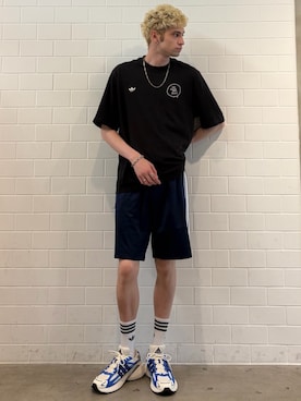 「adidas（アディダス）のスケートボーディング x マーク・ゴンザレス スケートスポットTシャツ（トップス、ブラック系）」を使った、JNさん（メンズ・195cm）の夏コーディネート