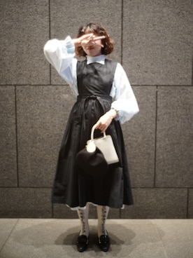 「アイテム（ジャンパースカート）」を使った、qxczkg0423さん（レディース・163cm）の秋コーディネート