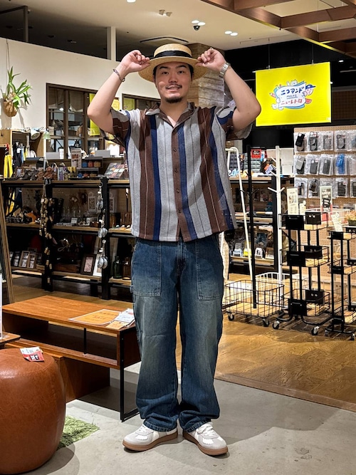 カットオフジャーマントレーナー