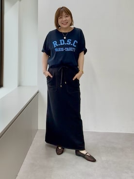 「RIVE DROITE（リヴドロワ）の【Yossshiiii企画/即完売につき再販売/新色追加】R.D.S.CロゴTe（Tシャツ/カットソー、ブルー系）」を使った、yosshiiiiiiさん（レディース・165cm）の春コーディネート