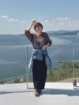 「RIVE DROITE（リヴドロワ）の【Yossshiiii企画】GLOWカットオフスエット（秋服）（Tシャツ/カットソー、ブラウン系）」を使った、yosshiiiiiiさん（レディース・165cm）の秋コーディネート