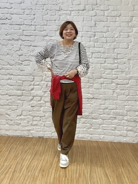 「RIVE DROITE（リヴドロワ）の【接触冷感/透湿性/紫外線防止】レースカフスカットソー（秋服）（Tシャツ/カットソー、ブラック系）」を使った、yosshiiiiiiさん（レディース・165cm）の秋コーディネート