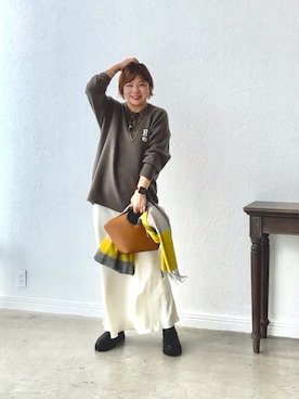 「アイテム（ストール/ショール）」を使った、yosshiiiiiiさん（レディース・165cm）の秋コーディネート