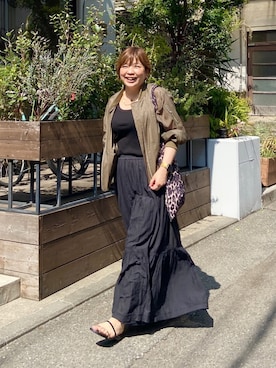 「アイテム（ミリタリージャケット）」を使った、yosshiiiiiiさん（レディース・165cm）の春コーディネート