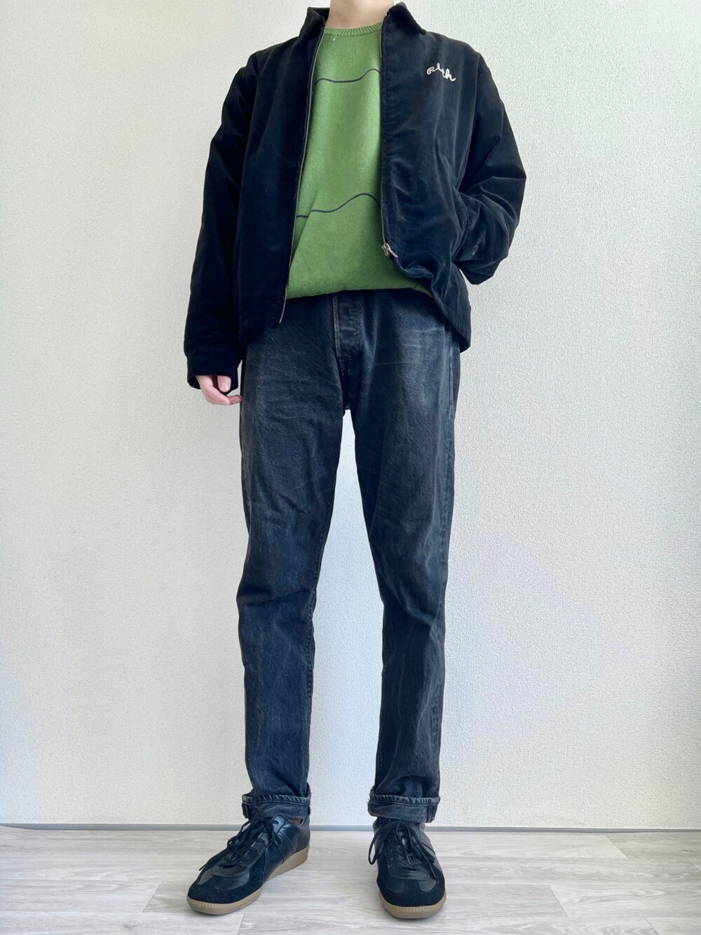 「WEARハロウィン2022、東京シャツ、#秋コーデ、秋のコーデ、秋服、秋冬コーデ、秋服準備はじめました、デニム、デニムジャケット、ミリタリー、古着MIX、古着、古着コーデ、相互フォロー、ニット」｜「top of the hillのアイテム（ジャケット/アウター、ブラック系）」を使った、だいさん（メンズ・180cm）の秋コーディネートの1枚目の写真