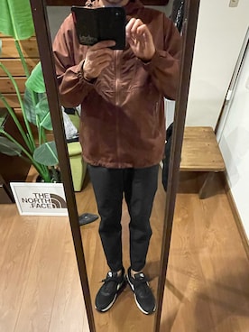 「アイテム（ナイロンジャケット、ブラウン系）」を使った、としさん（メンズ・167cm）の冬コーディネート