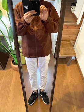 「アイテム（ナイロンジャケット、ブラウン系）」を使った、としさん（メンズ・167cm）の春コーディネート