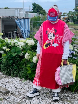 「dogdeptのアイテム（Tシャツ/カットソー、ホワイト系）」を使った、savieさん（レディース・155cm）の夏コーディネート