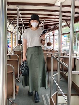 「Gramicci（グラミチ）のアイテム（ワンピース/ドレス）」を使った、山本但馬さん（レディース・165cm）の秋コーディネート