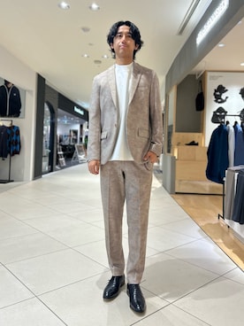 「アイテム（セットアップ）」を使った、Makotoさん（メンズ・180cm）の秋コーディネート