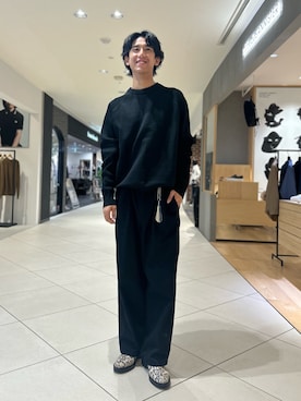 「アイテム（ニット/セーター）」を使った、Makotoさん（メンズ・180cm）の秋コーディネート