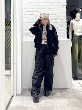 「アイテム（カーゴパンツ）」を使った、かのんさん（レディース・155cm）の秋コーディネート
