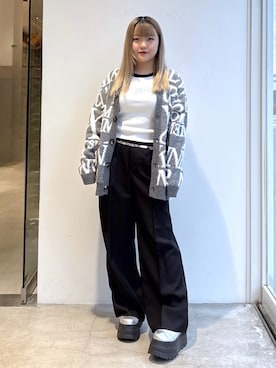 「X-girl（エックスガール）のWAIST ADJUSTABLE WIDE TUCK PANTS（スラックス）」を使った、かのんさん（レディース・155cm）の秋コーディネート