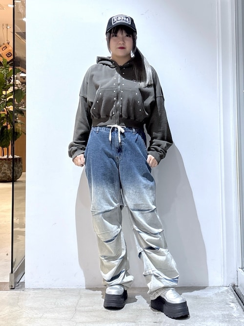 セール】STUDDED ZIP UP SWEAT HOODIE（パーカー）｜X-girl（エックス