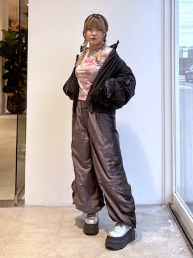 「アイテム（MA-1）」を使った、かのんさん（レディース・155cm）の秋コーディネート