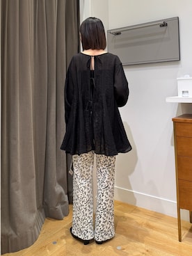 「LAURA DI MAGGIO（ローラディマッジオ）のアイテム」を使った、ゆうりさん（レディース・155cm）の秋コーディネート