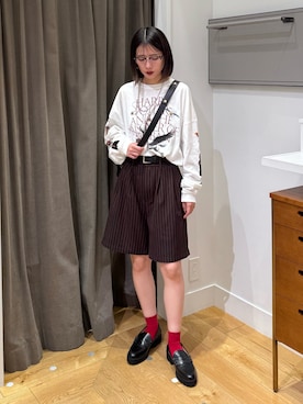 「アイテム（ローファー）」を使った、ゆうりさん（レディース・155cm）の秋コーディネート