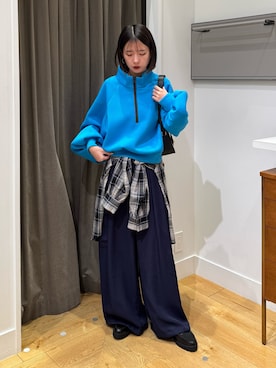 「アイテム（スウェット）」を使った、ユウリさん（レディース・155cm）の秋コーディネート