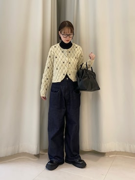 「アイテム（ボストンバッグ）」を使った、misakiさん（レディース・160cm）の秋コーディネート