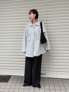 「KBF（ケイビーエフ）のシャギーニットBIGシャツ（ニット/セーター、ブルー系）」を使った、misakiさん（レディース・160cm）の秋コーディネート