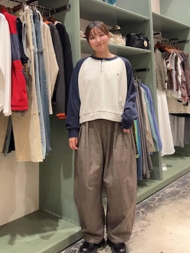 「niko and...（ニコアンド）の[MODE NORM CORE] 2タックコクーンチェックパンツ（その他パンツ、ブラウン系）」を使った、oka0025さん（レディース）の秋コーディネート
